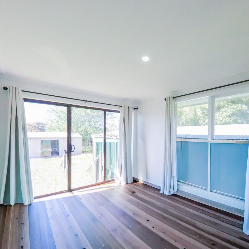 For Lease | Spacious 3-Bedroom Family Home in Prime Hoppers Crossing Location - Photo 1