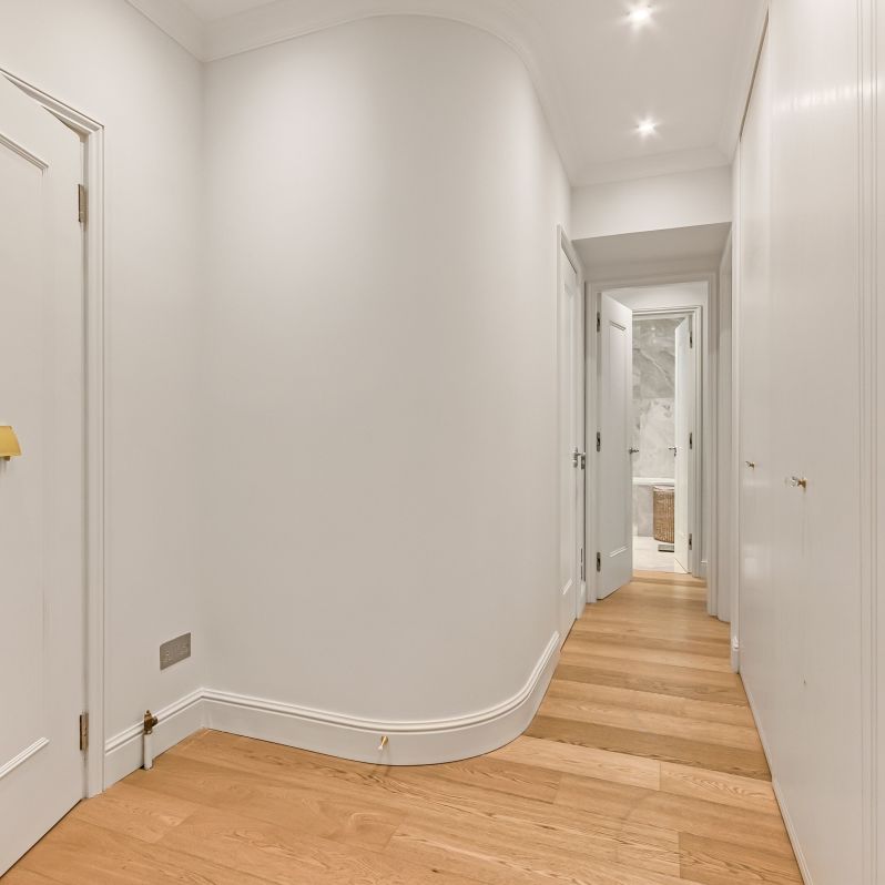 Upper Grosvenor Street, London, W1K - Photo 1