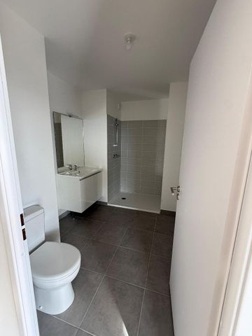 Location Appartement 1 pièce 32m² BORDEAUX 33100 - Photo 3