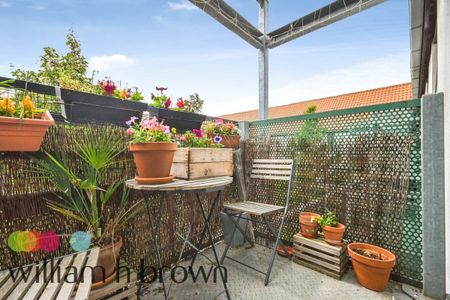 Upper Chase - Photo 3