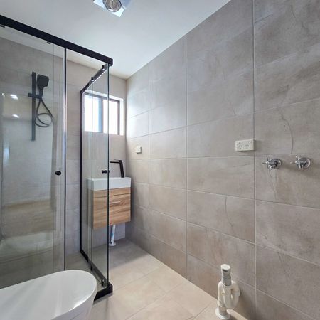 Brand-New Studio in Prime Location - Photo 4