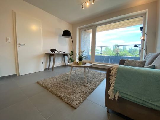 Appartement te huur - Photo 1