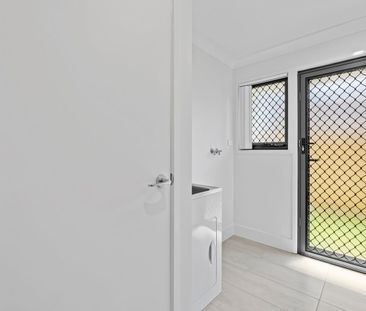 family home in Burpengary - Photo 1