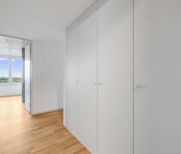 Modern 3.5-room apartment with far-reaching views - Photo 1