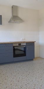 Location Appartement 4 pièces 73m² - Photo 3