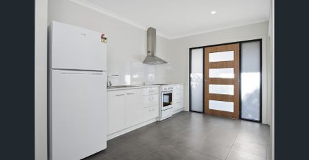 Downstairs Room with Courtyard and Electricity & Water Included!!!!!! - Photo 3