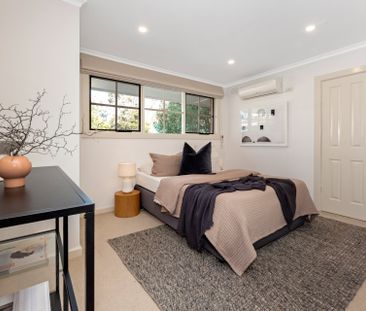 Spacious 4 Bedroom Family Home with Great Living Zones! - Photo 4