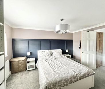 2 bedroom end of terrace house to rent - Photo 3