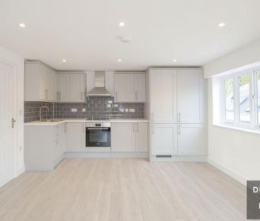 High Street, Ongar, Essex - Photo 5