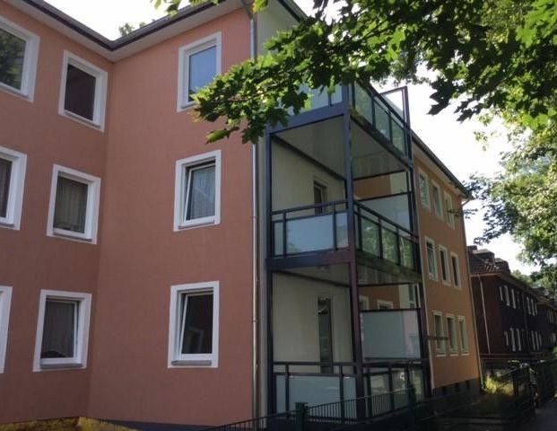 Sanierte 3-Zimmer-Wohnung sucht neue Mieter (max. 3 Personen!) - Foto 1