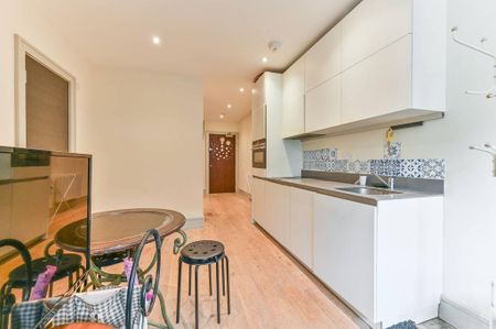 Studio to rent - Photo 4