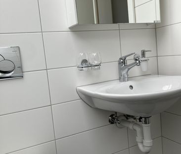 Zentral gelegene 3 1/2 Zi-Wohnung zu vermieten - Photo 3