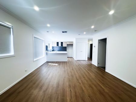 BRAND NEW 4 Bedroom Home with SOLAR PANELS! - Photo 2