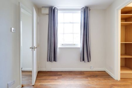 A 1 Bedroom Flat in London Road GL52 6HF - Photo 3