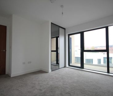 2 bedroom apartment to rent - Photo 2