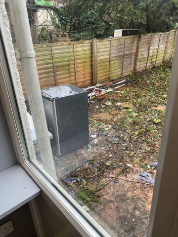 2 Bed Flat, Bell Lane, NW4 - Photo 4