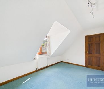 5 bedroom House To Let - Photo 3