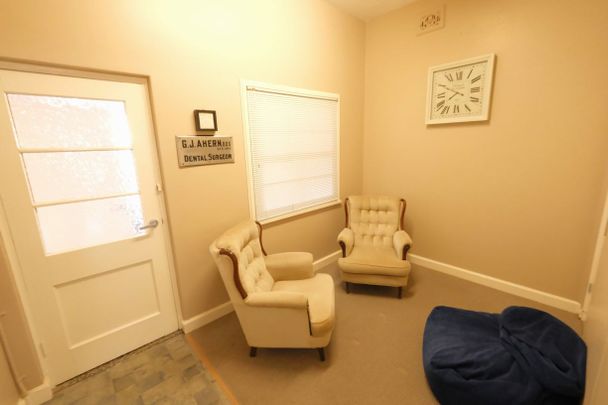 3 Bedroom Apartment - Photo 1