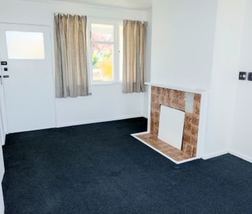 BEDSIT UNIT - Photo 2