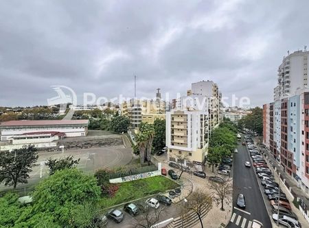 Almada, Setúbal Municipality - Photo 2