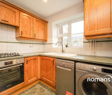 3 bedroom terraced house to rent - Photo 4