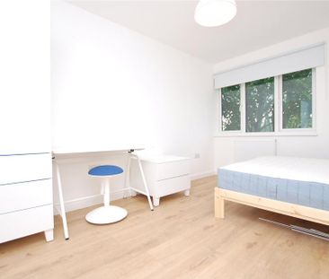 4 bedroom end of terrace house to rent - Photo 6