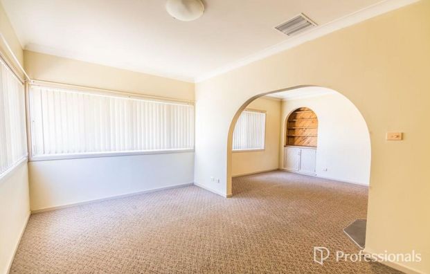 3 Bedroom House - South Tamworth - Photo 1