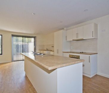 Modern 2 bedroom Townhouse - Photo 6