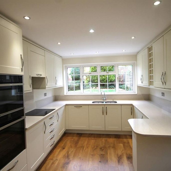 4 bedroom house to rent - Photo 1