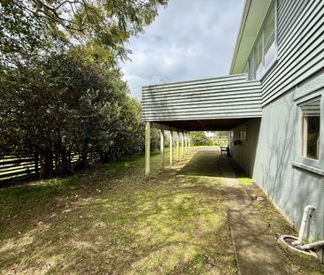 Spacious Family Home - Photo 5