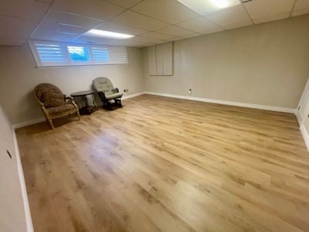 For Lease - 2149 Constance Drive, Oakville, Ontario - Photo 3