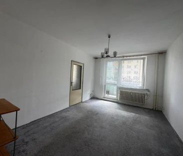 Pronájem prostorného bytu 3+1 se zasklenou lodžií , 76 m - Photo 2