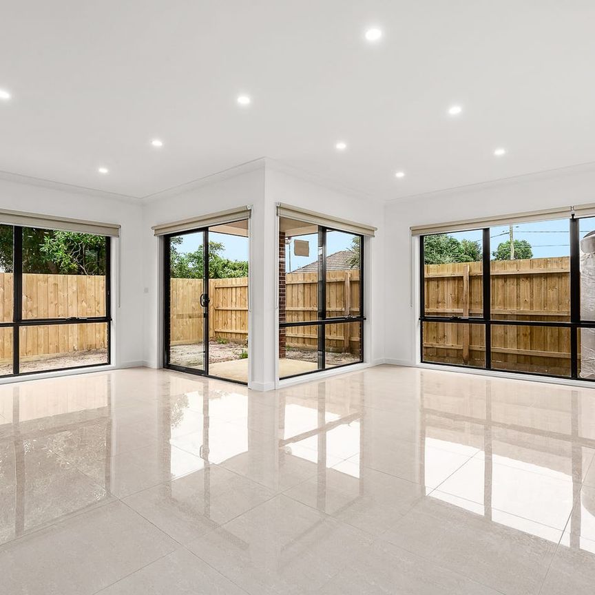 Near New & Ready For You APPLICATION CODE: BP23 - Photo 1