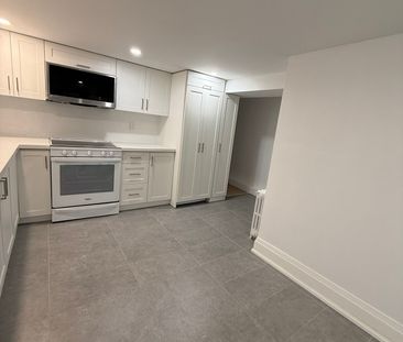 For Lease - 380 Clinton Street Unit# Basement, Toronto, Ontario - Photo 5