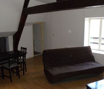 Appartement à louer 2 pièces • Laon - Photo 1