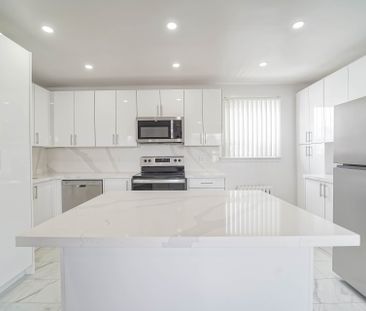 For Lease - 485 Mortimer Avenue Unit# 6, Toronto, Ontario - Photo 2