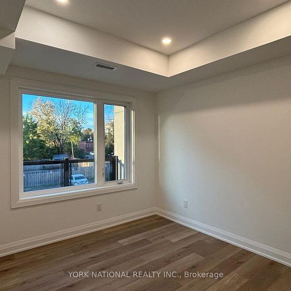 For Lease - 49 Charles Street Unit# 307, Newmarket, Ontario - Photo 1