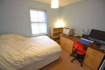 St. Marys Street, Hulme, Manchester, M15 - Photo 4