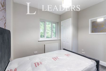 1 bedroom room to rent Harefield Road, Sheffield - Photo 3