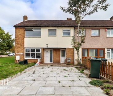 3 bedroom end of terrace house to rent - Photo 5