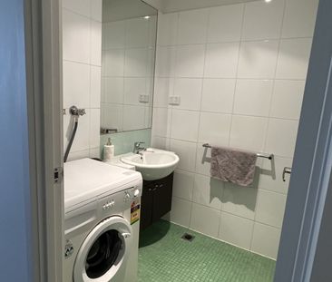 Spacious North Facing Apartment in Ideal Location. - Photo 6