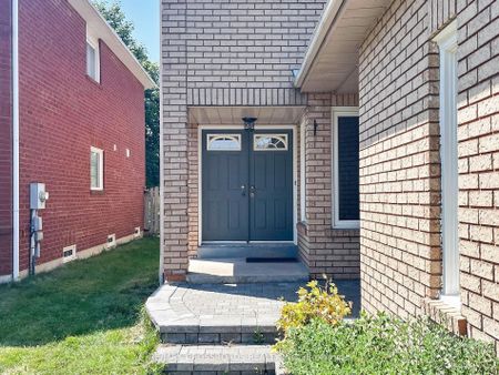 For Lease - 35 Forest Grove Drive, Whitby, Ontario - Photo 4
