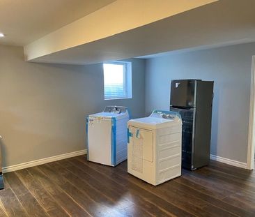 For Lease - 12 Lone Rock Circle, Brampton, Ontario - Photo 4