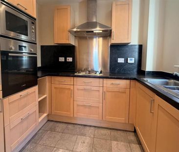 2 bedroom apartment to rent - Photo 4