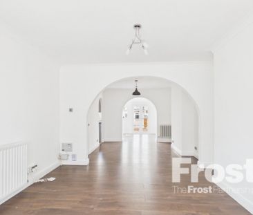 Rochester Avenue, Feltham,TW13 - Photo 1
