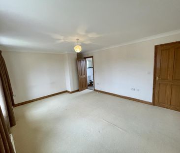 5 bedroom detached house to rent - Photo 4