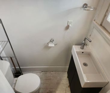 For Lease - 72 William Street, Hamilton, Ontario - Photo 6