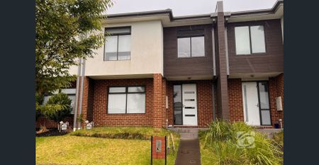 FOUR BEDROOMS AND DOUBLE GARAGE IN A GREAT LOCATION - Photo 5