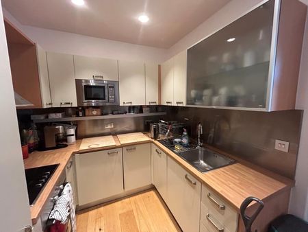 Trinity Gate, Guildford - 2 bedrooms Property for lettings - Seymours - Photo 3