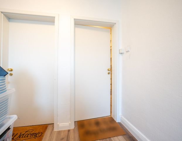 Altbaucharme trifft Komfort – Dachgeschosswohnung mit Klimaanlage - Foto 1